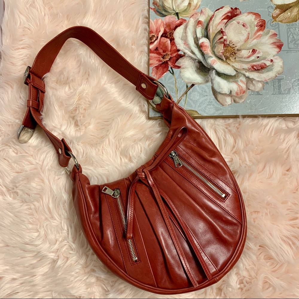 ✨✨VINTAGE YSL SHOULDER BAG